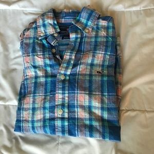 Men’s vineyard vines shirt